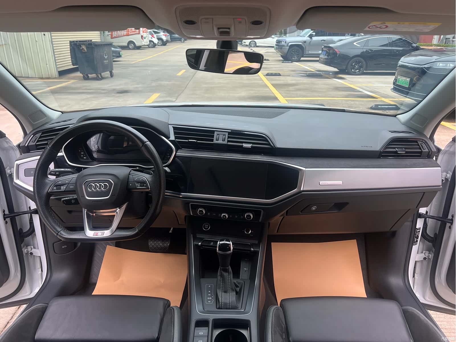 Audi Q3, 2023 все фото