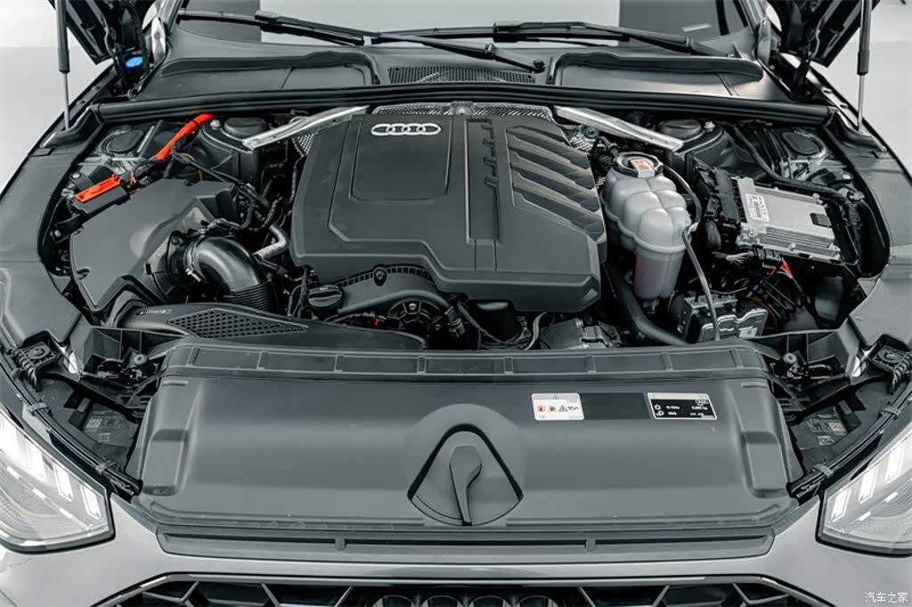 Audi A4L, 2024 23