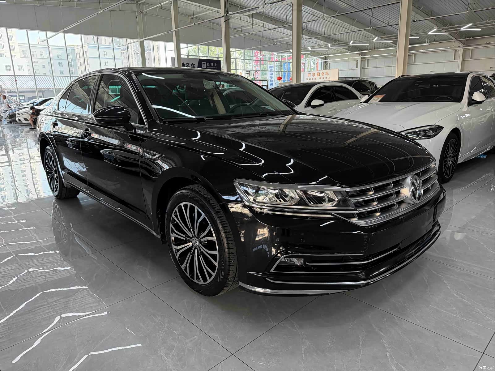 Volkswagen Phideon, 2020 3