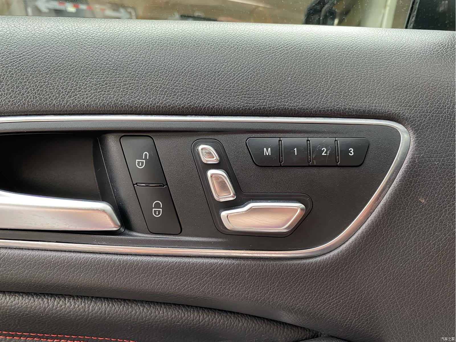 Mercedes-Benz GLA, 2018 14