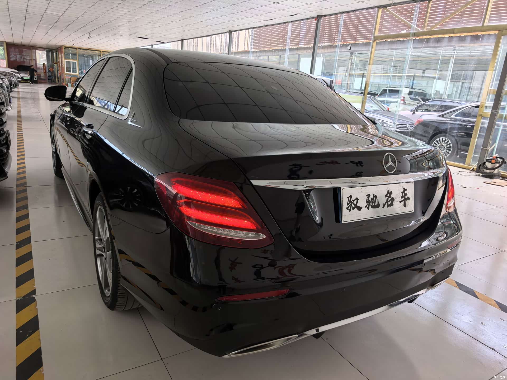 Mercedes-Benz E-Class, 2018 14