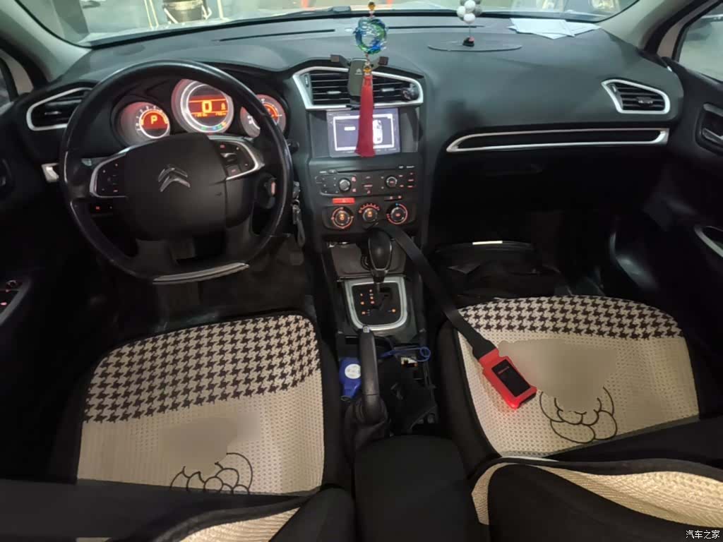 Citroen C4, 2015 10