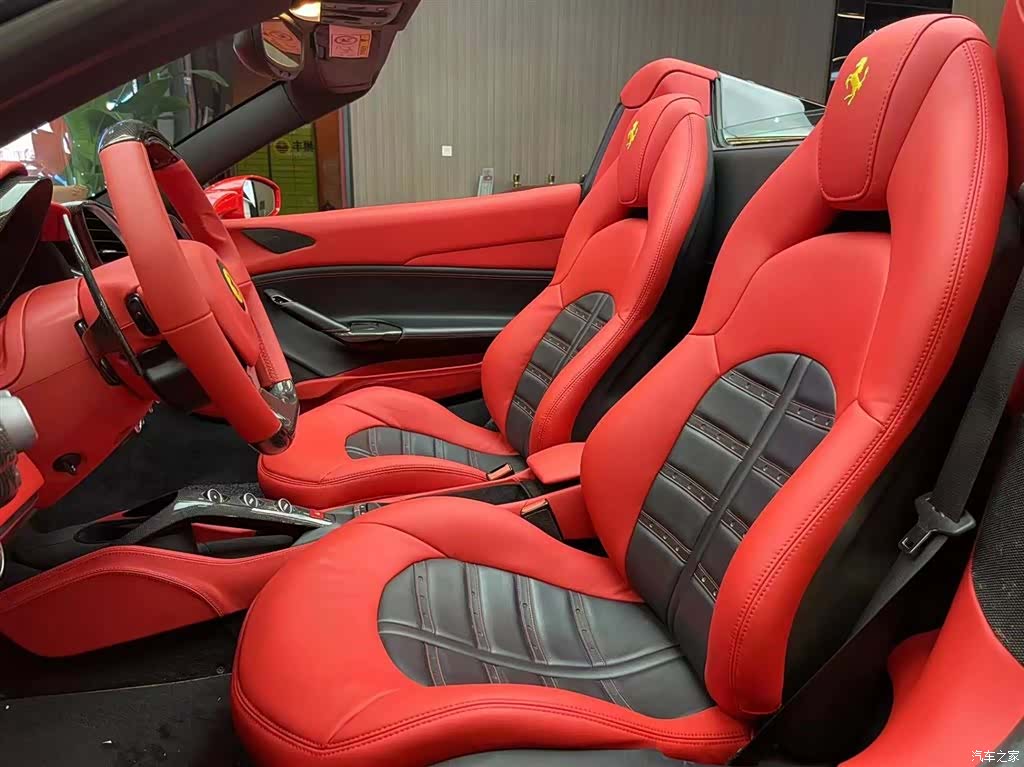 Ferrari 488, 2016 все фото