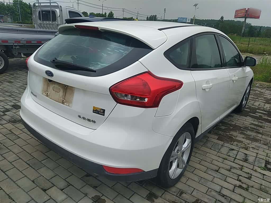 Ford Focus, 2016 7