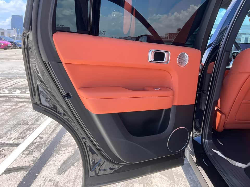 Li Auto Ideal L6