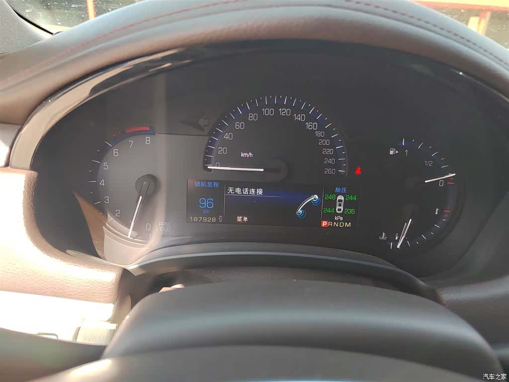 Cadillac XTS, 2015 8