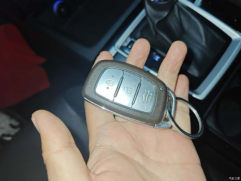 Hyundai GLS, 2016 17