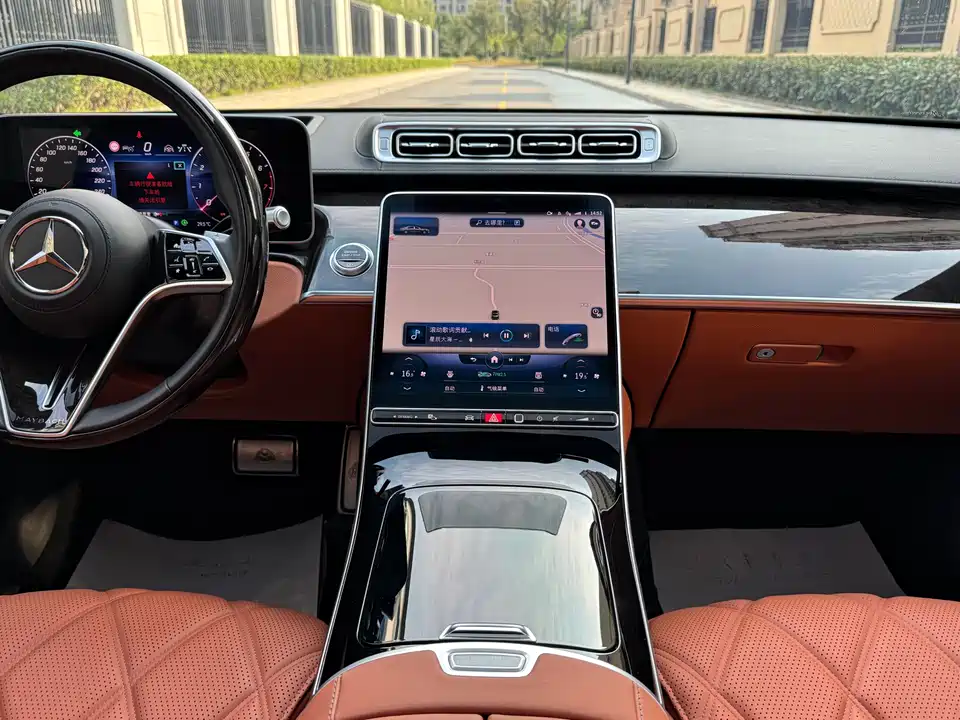 Mercedes-Benz Maybach S-class