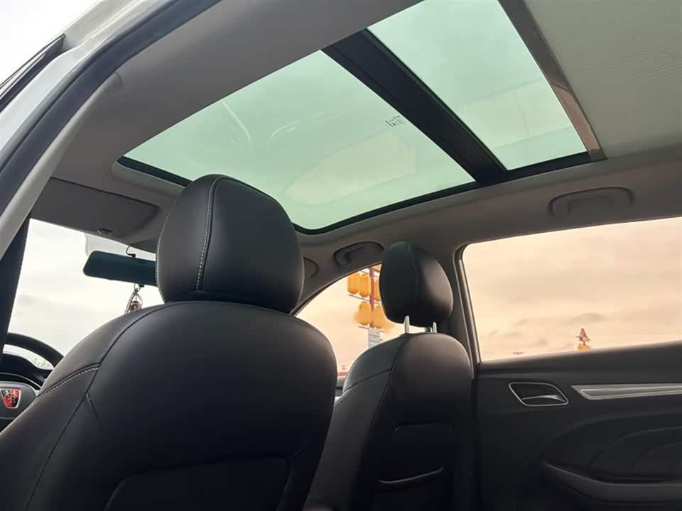 Roewe RX3 Roewe RX3