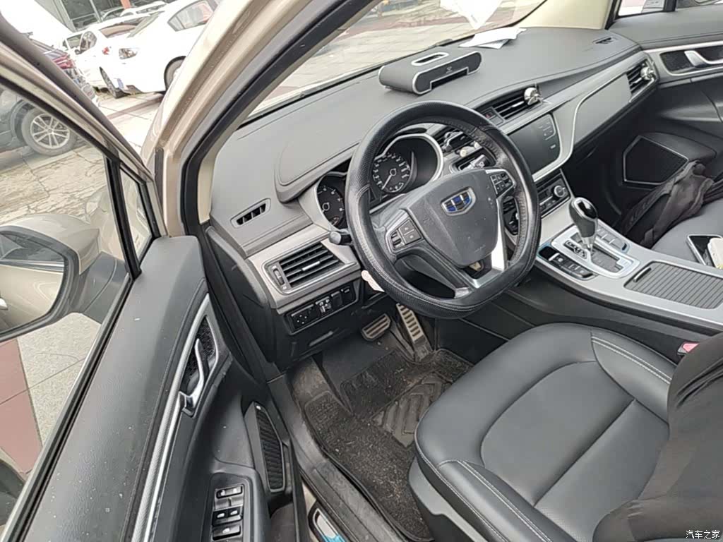Geely Emgrand, 2018 16