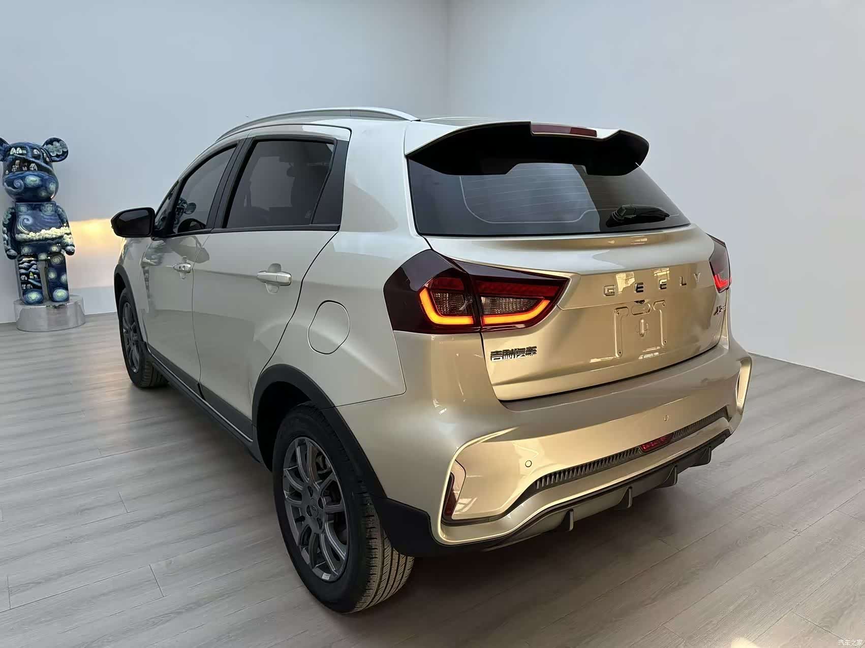 Geely X3, 2022 4