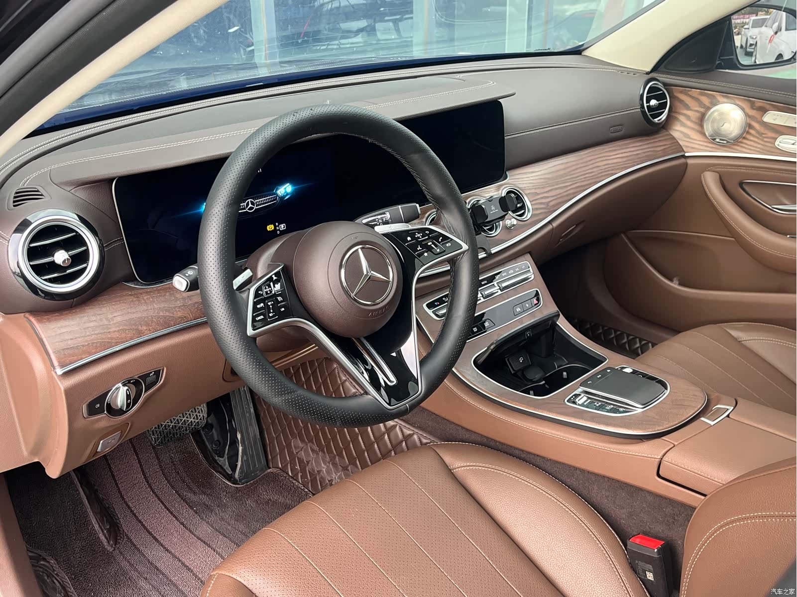 Mercedes-Benz E-Class, 2024 все фото