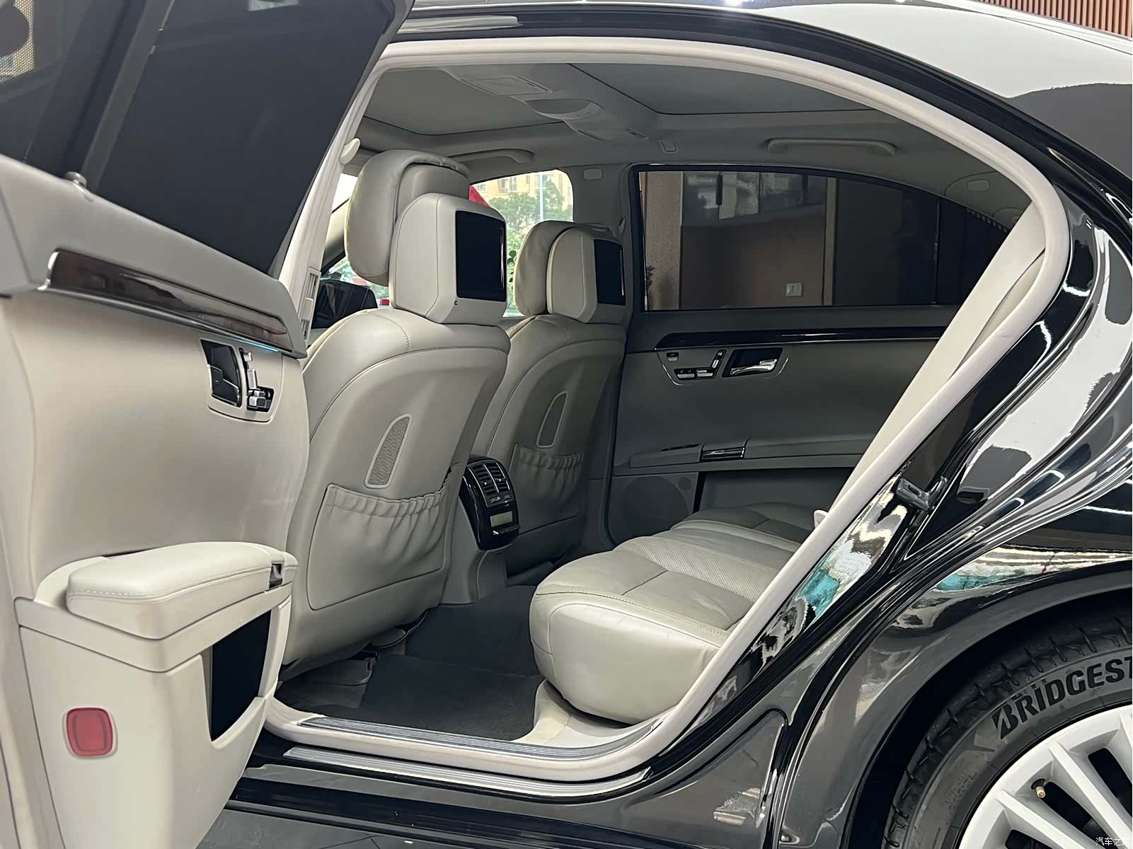 Mercedes-Benz S-Class, 2010 9