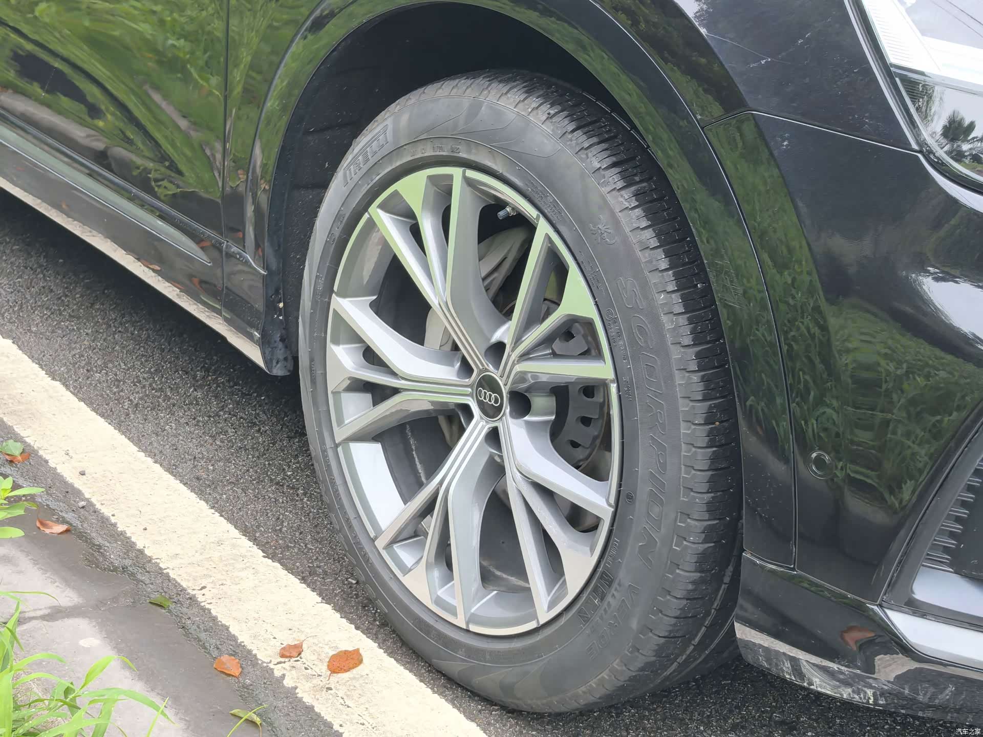 Audi Q8, 2021 17
