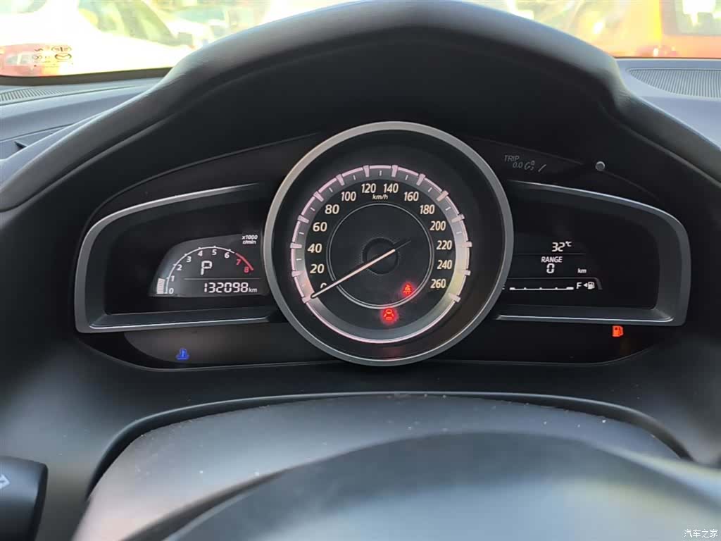 Mazda CX-4, 2017 12