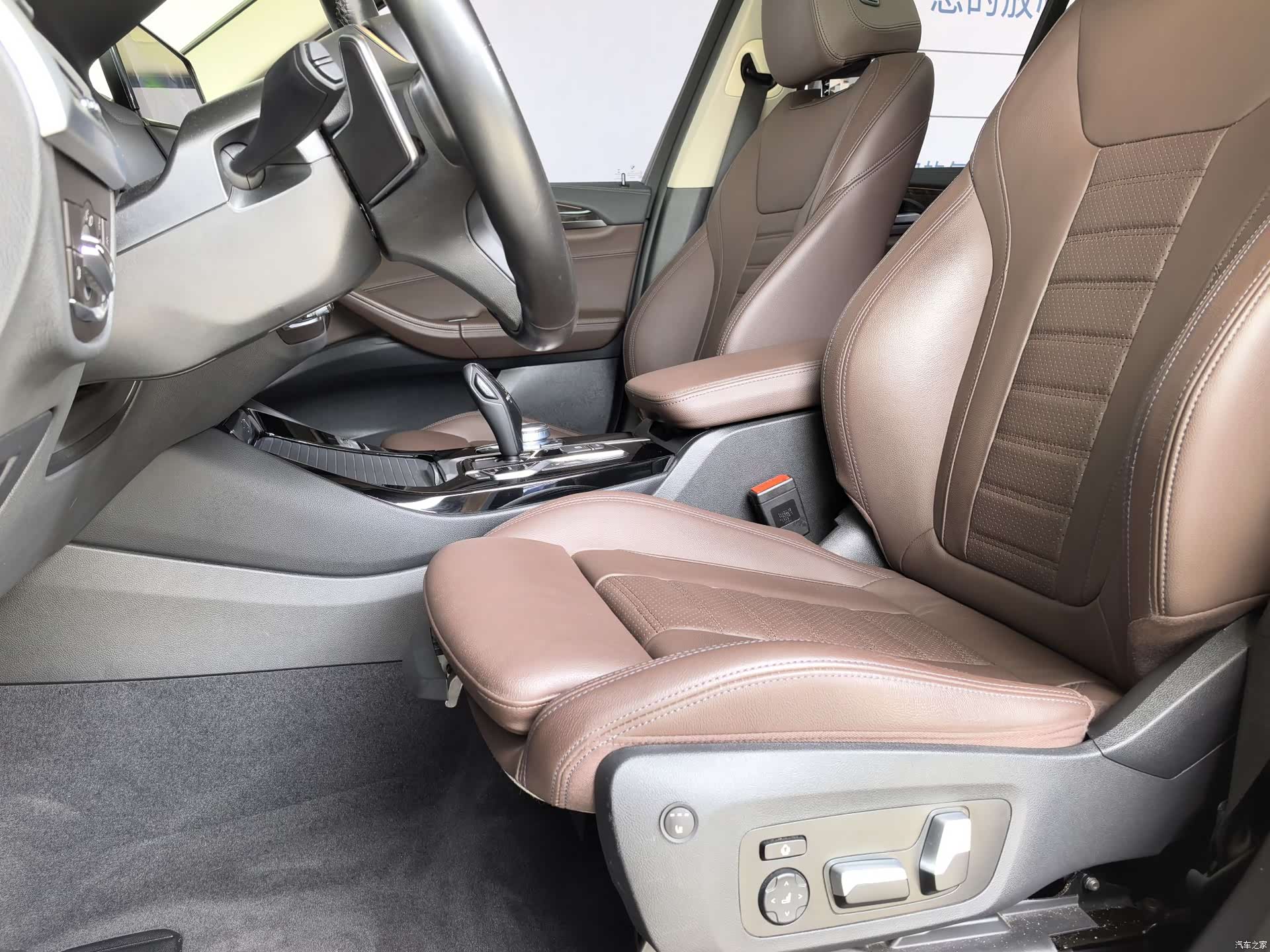 BMW X3, 2021 9