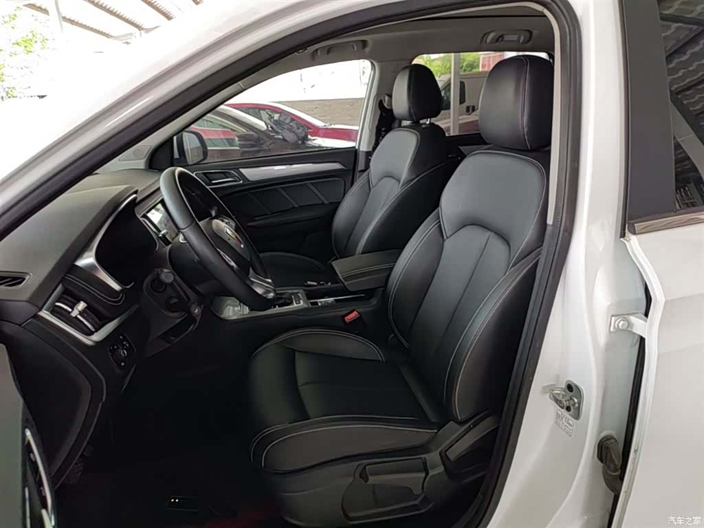 Roewe RX5, 2020 15