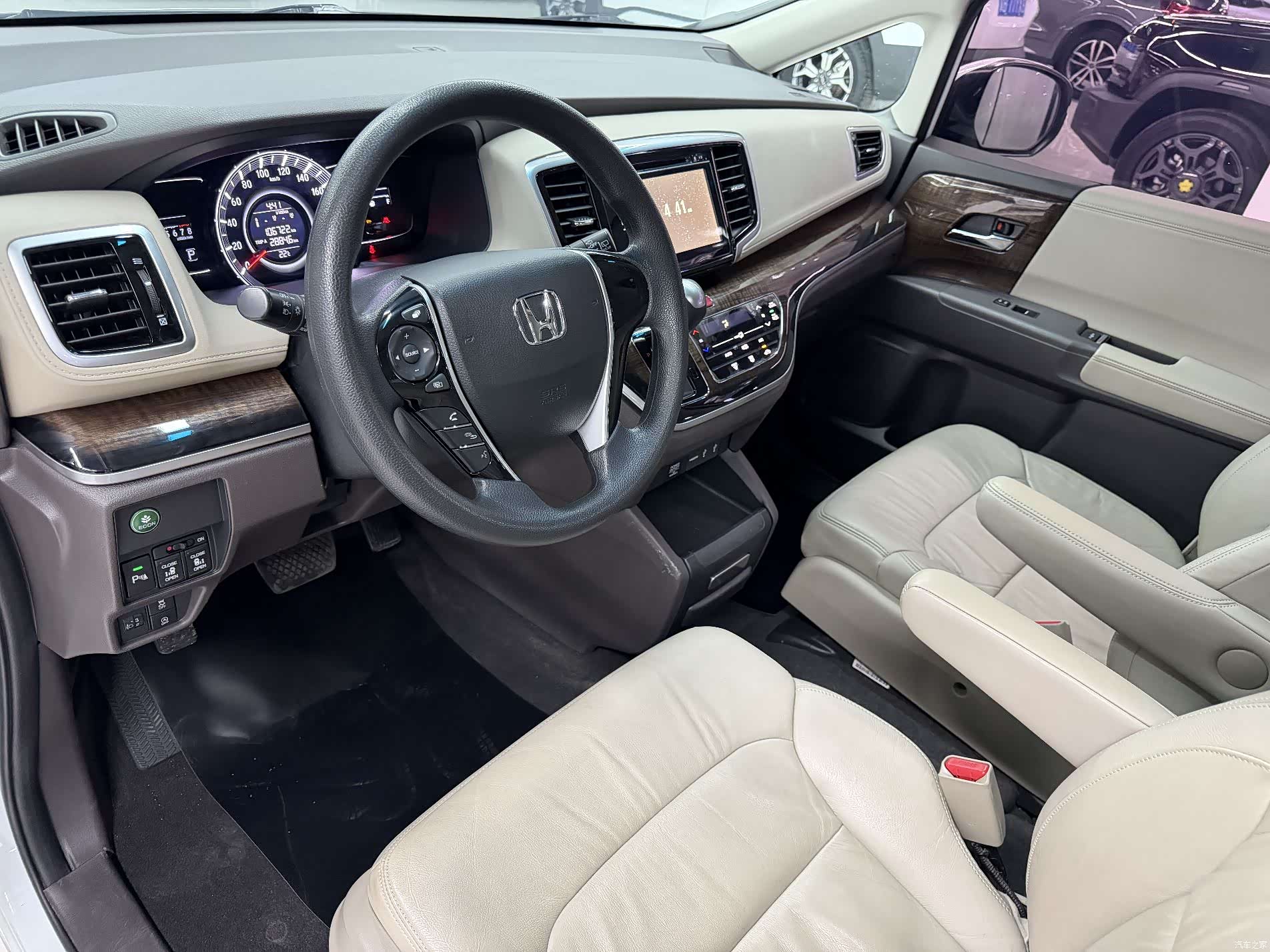 Honda Odyssey, 2017 11