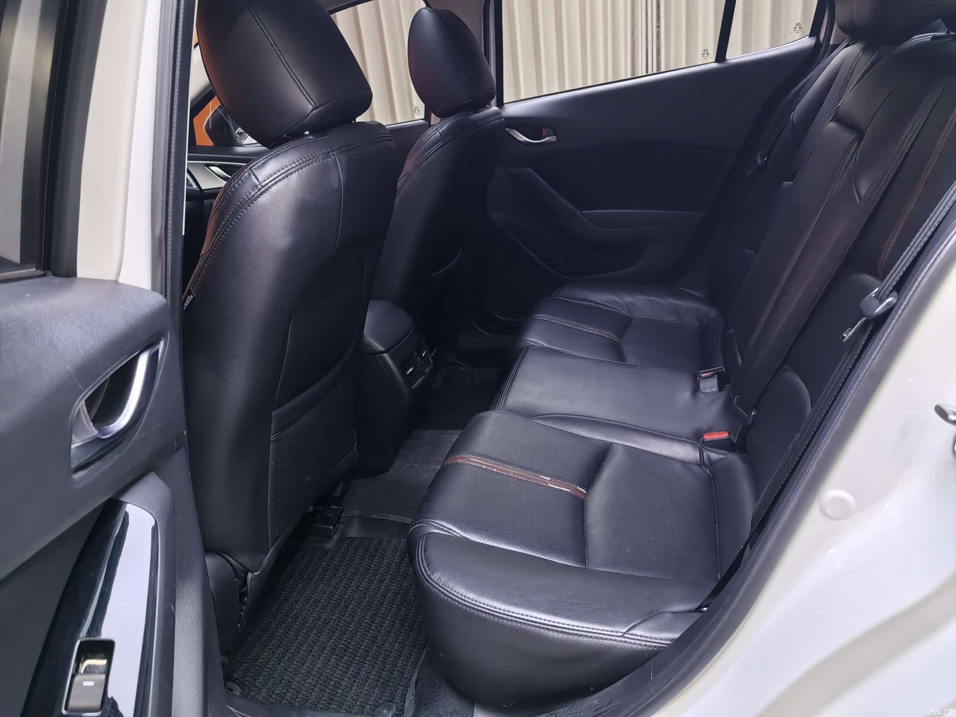 Mazda Mazda3, 2018 18