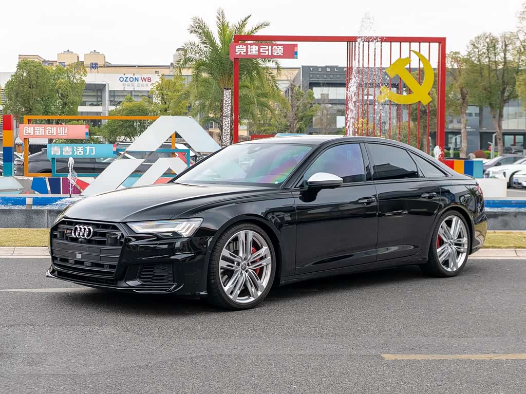 Audi S6
