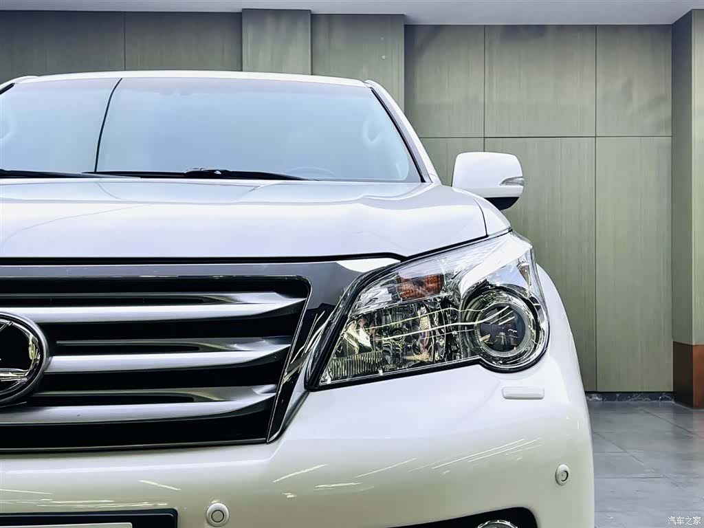 Lexus GX, 2011 7