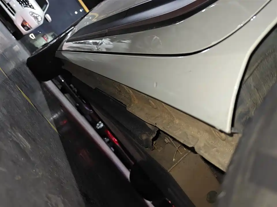 Dongfeng Nammi Nano 01