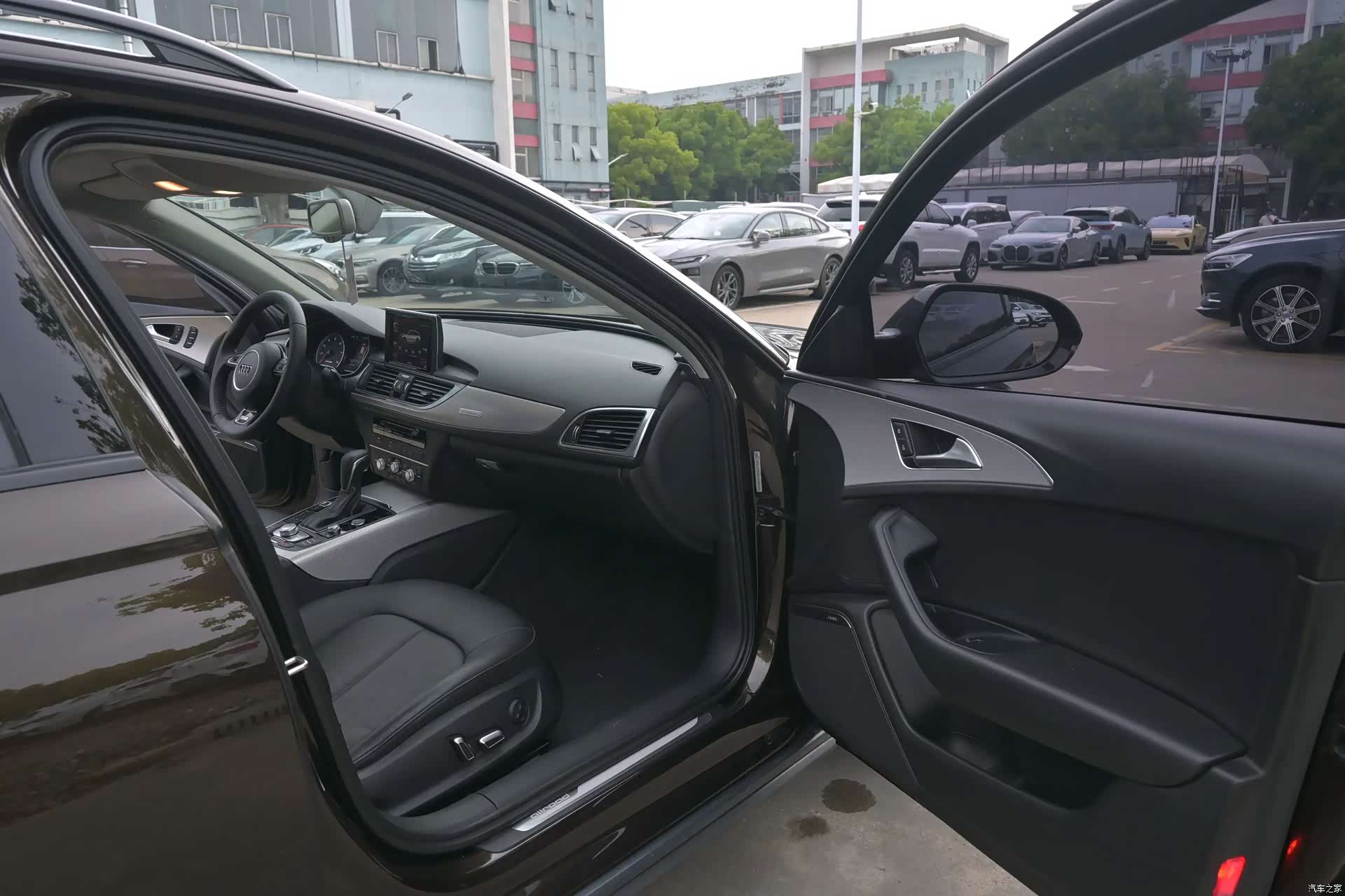 Audi A6, 2015 13