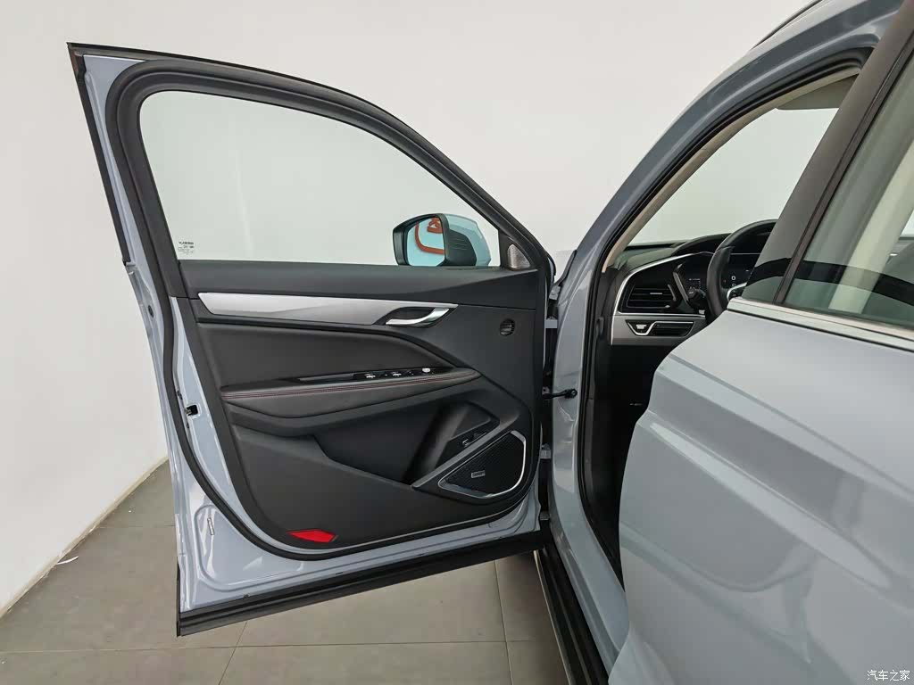 Geely Xingyue, 2021 8