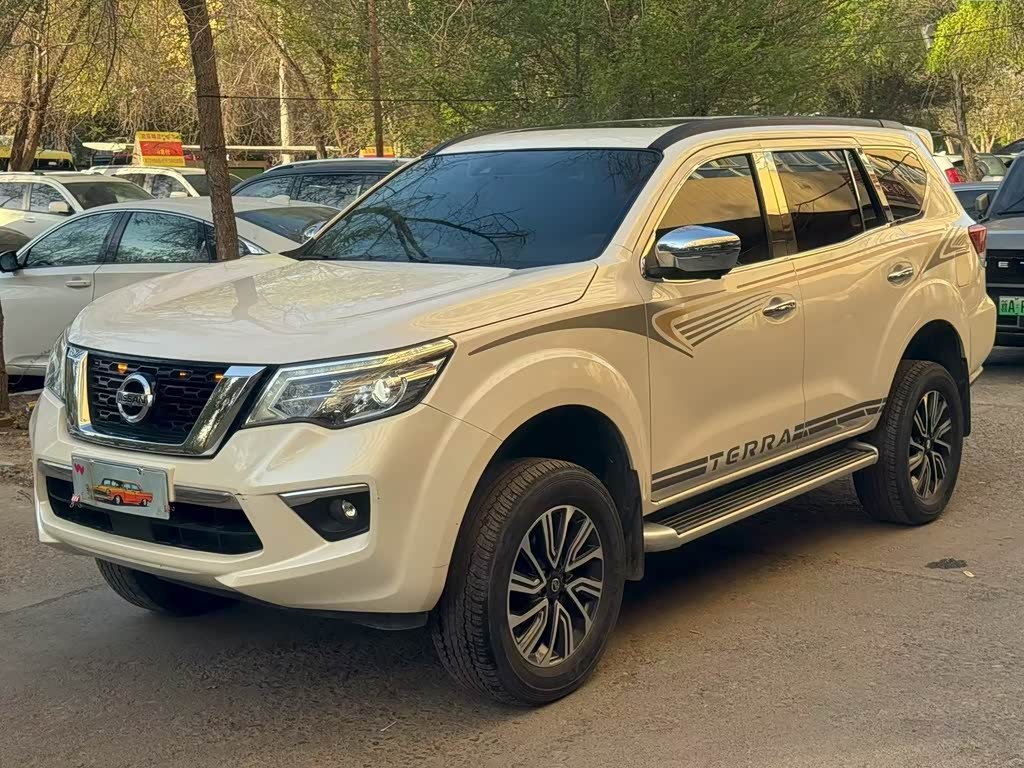 Nissan Terra