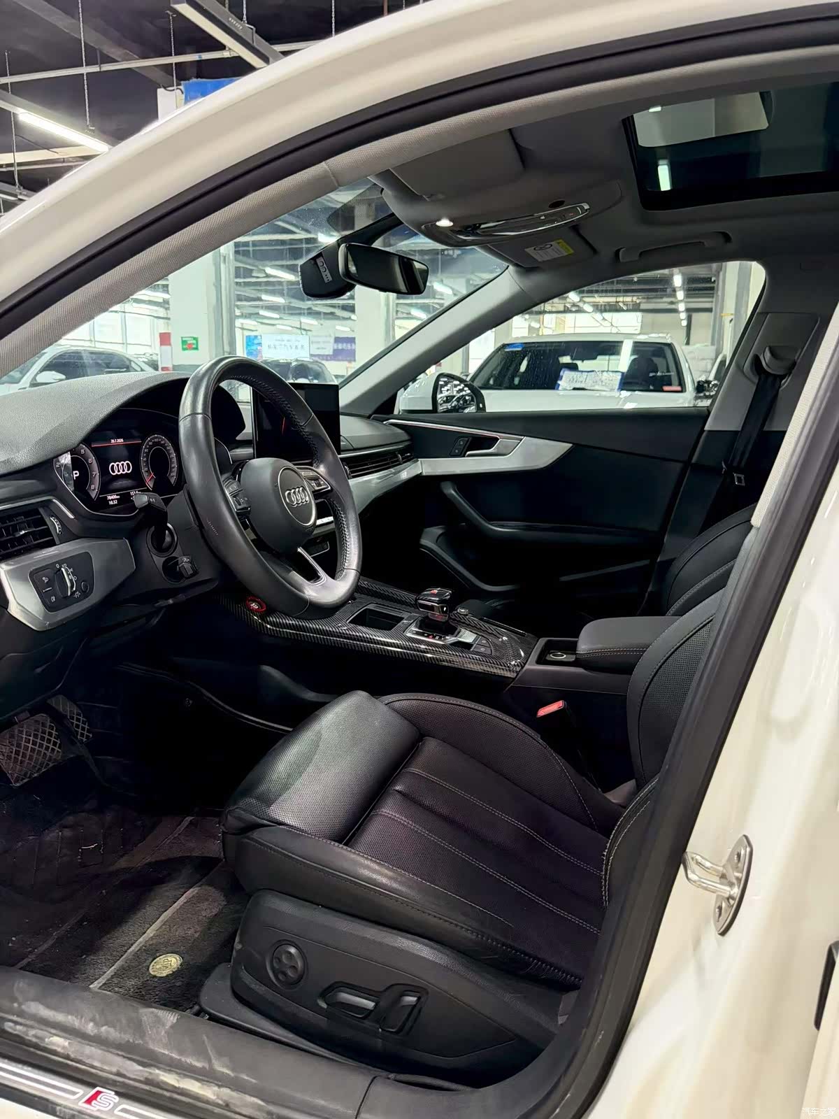 Audi A4L, 2021 4