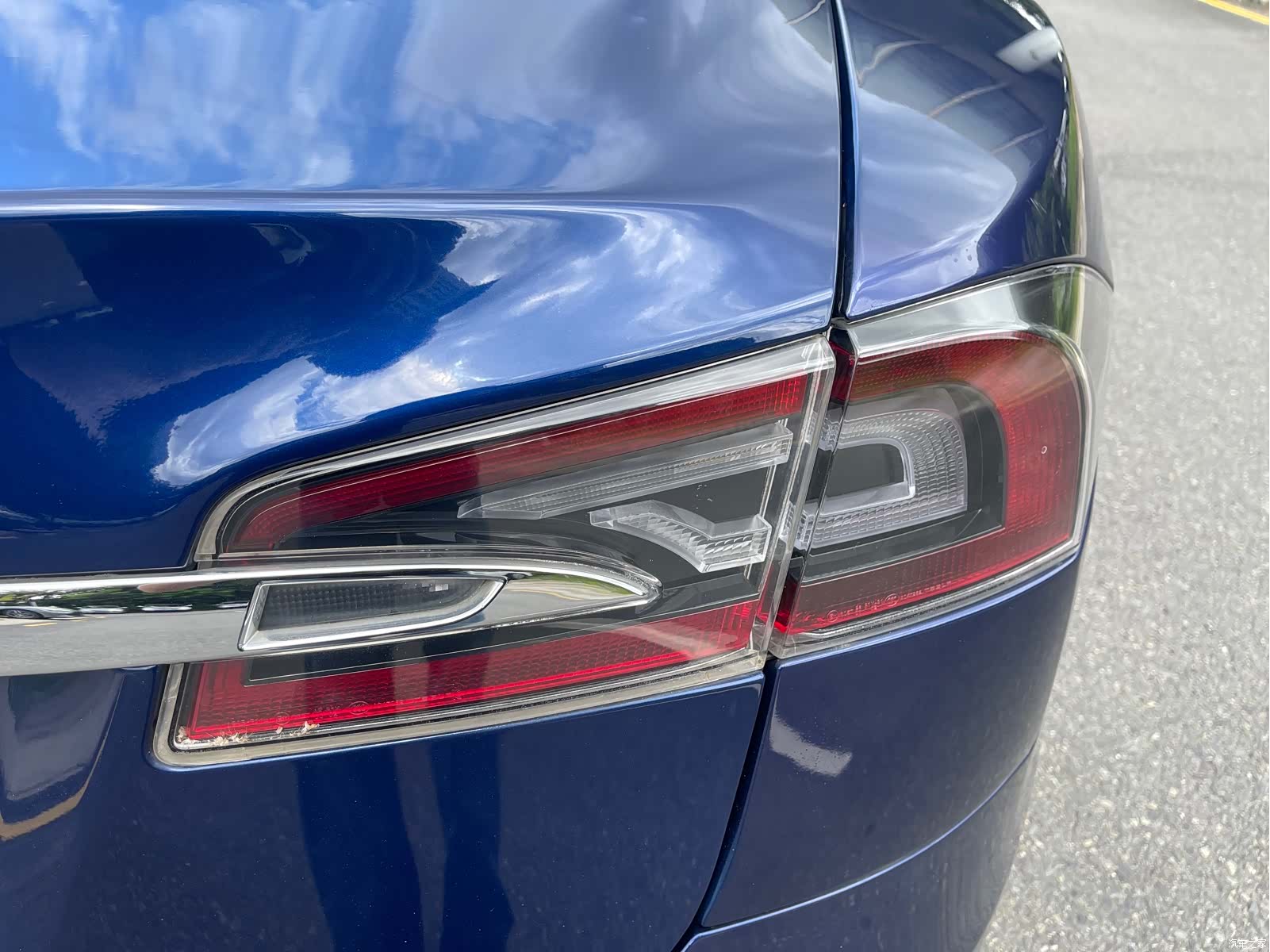 Tesla Model S, 2018 8