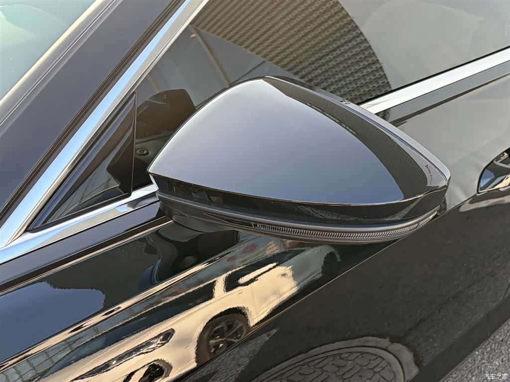 Audi A6L, 2025 11