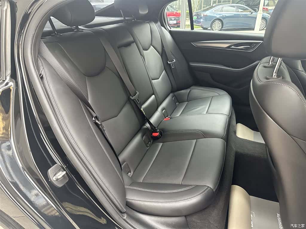 Cadillac CT5, 2022 7