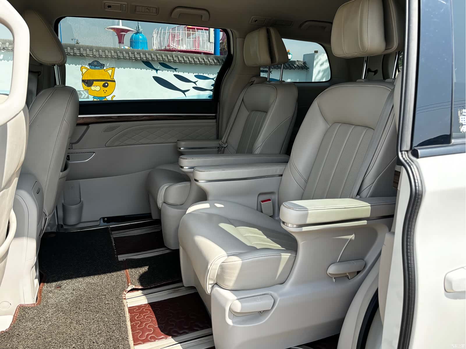 Trumpchi M8, 2019 4