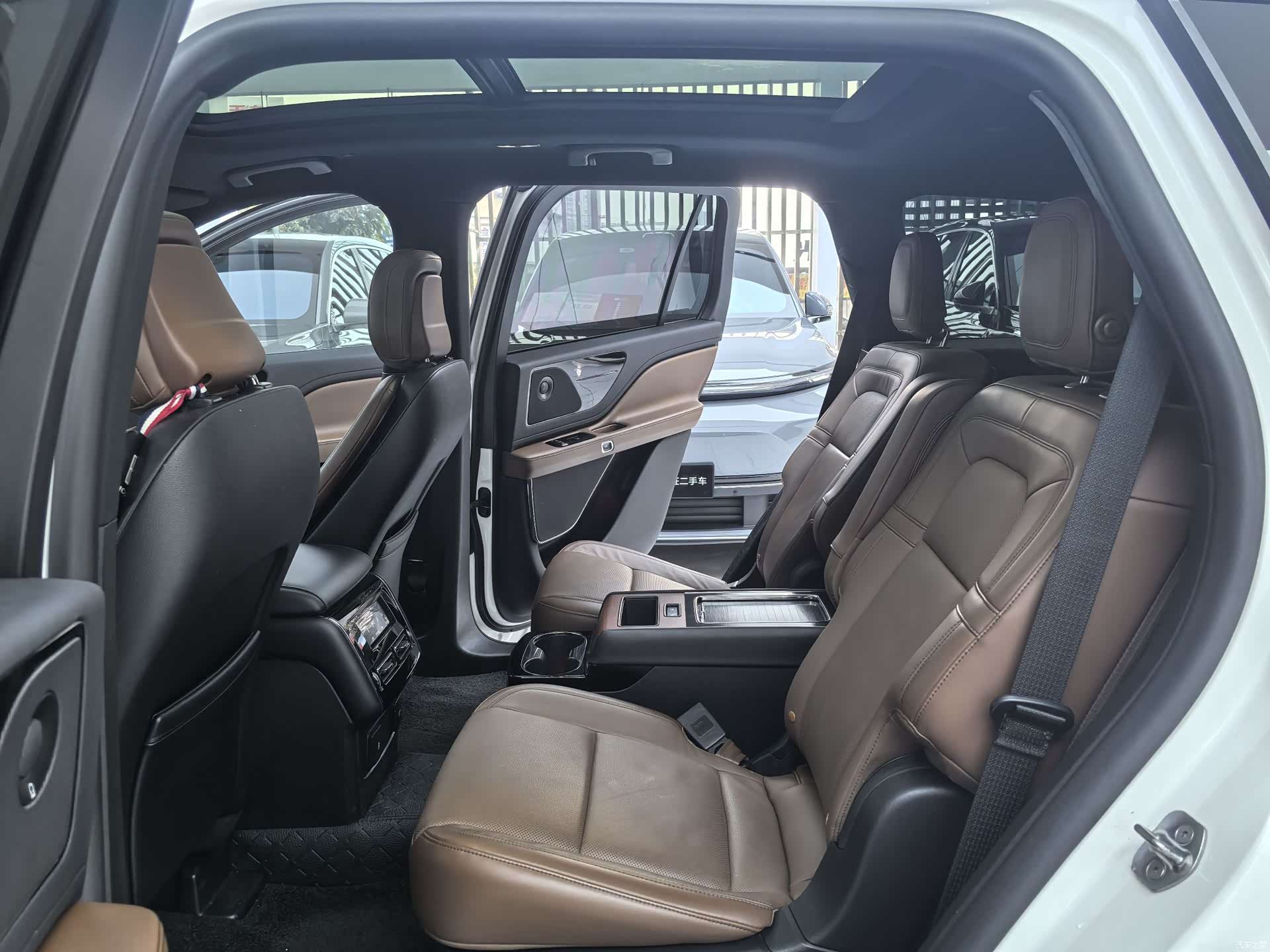 Lincoln Aviator, 2020 12
