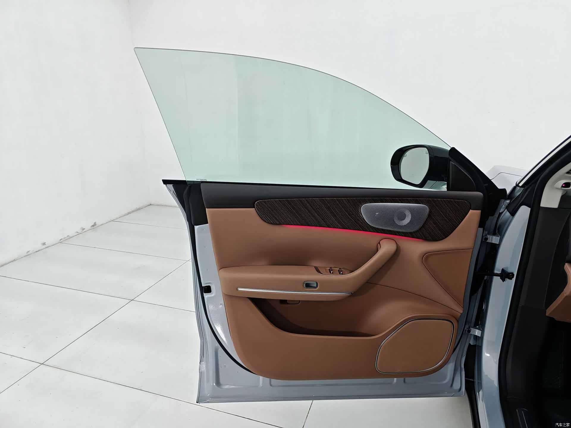 Leapmotor C11, 2025 12