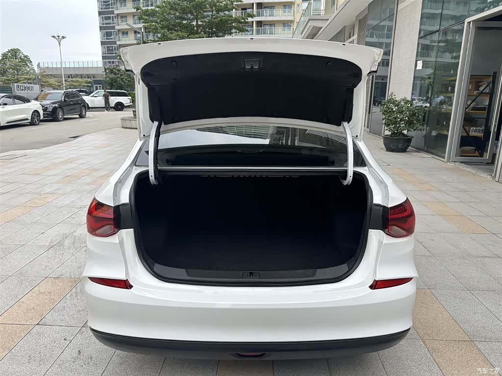 Chevrolet 320, 2022 18