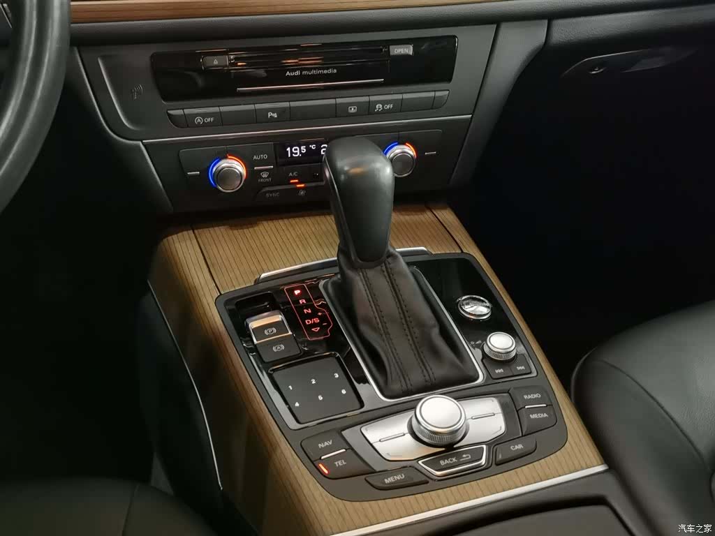 Audi A6L, 2018 13