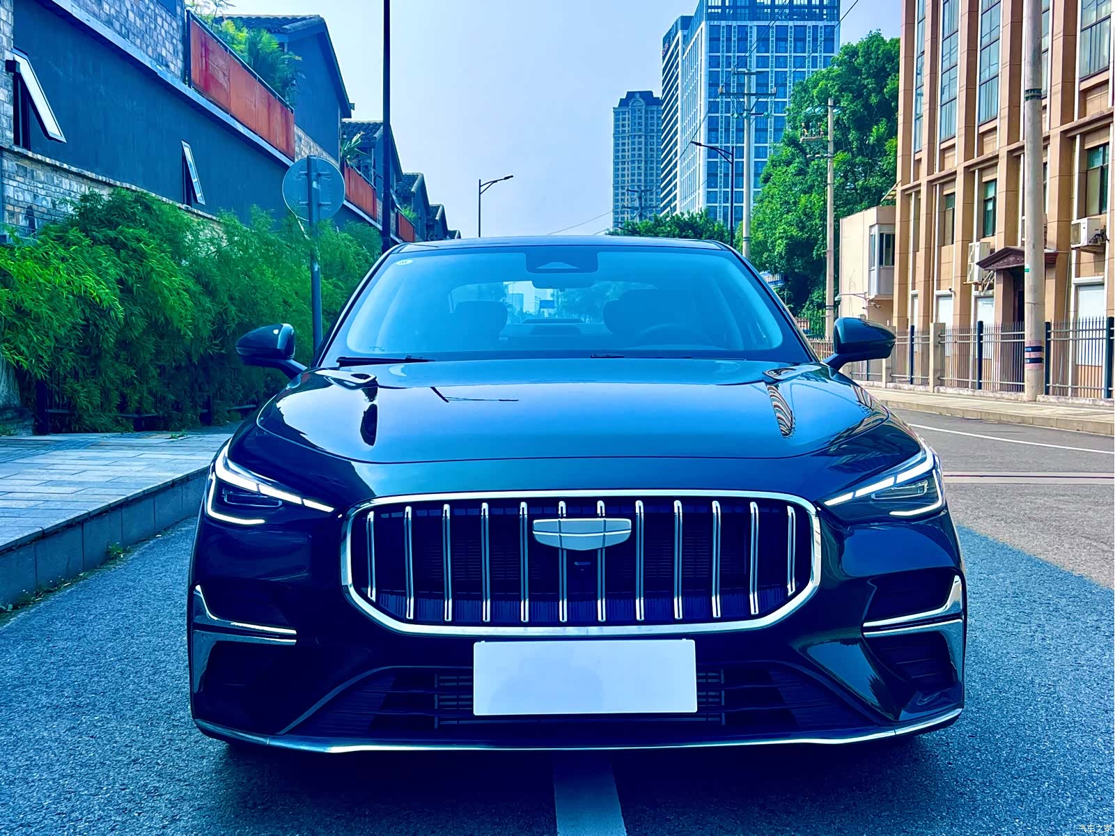 Geely Emgrand, 2026 2