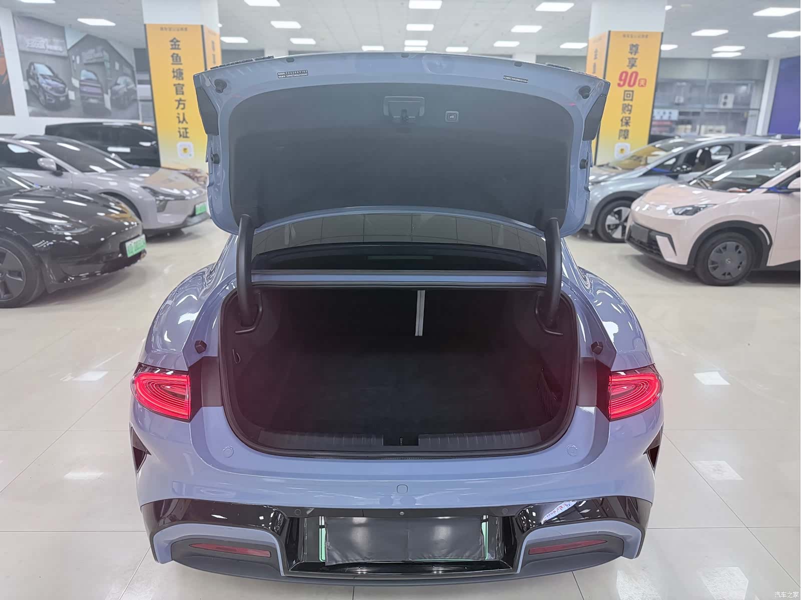 Xiaomi SU7, 2024 10
