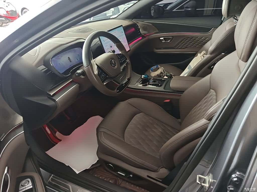BYD Han, 2023 11