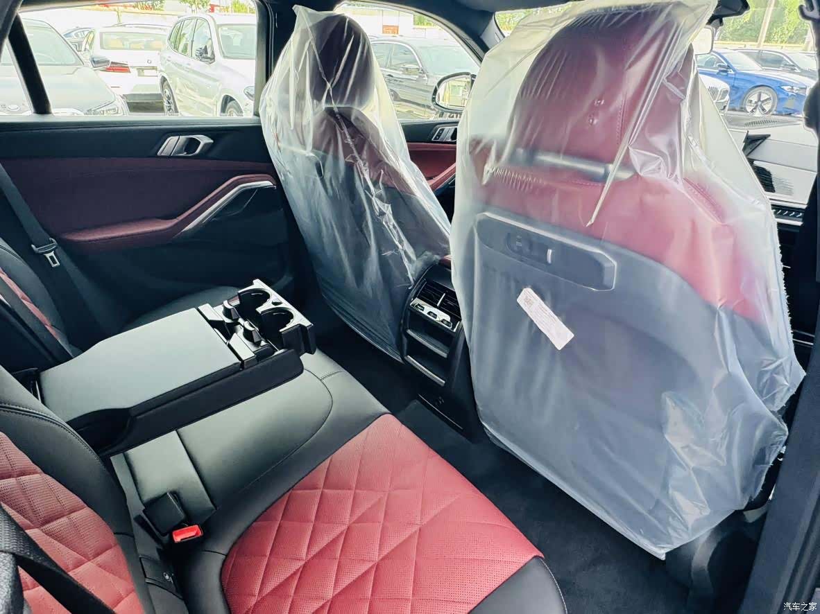 BMW X6, 2023 25