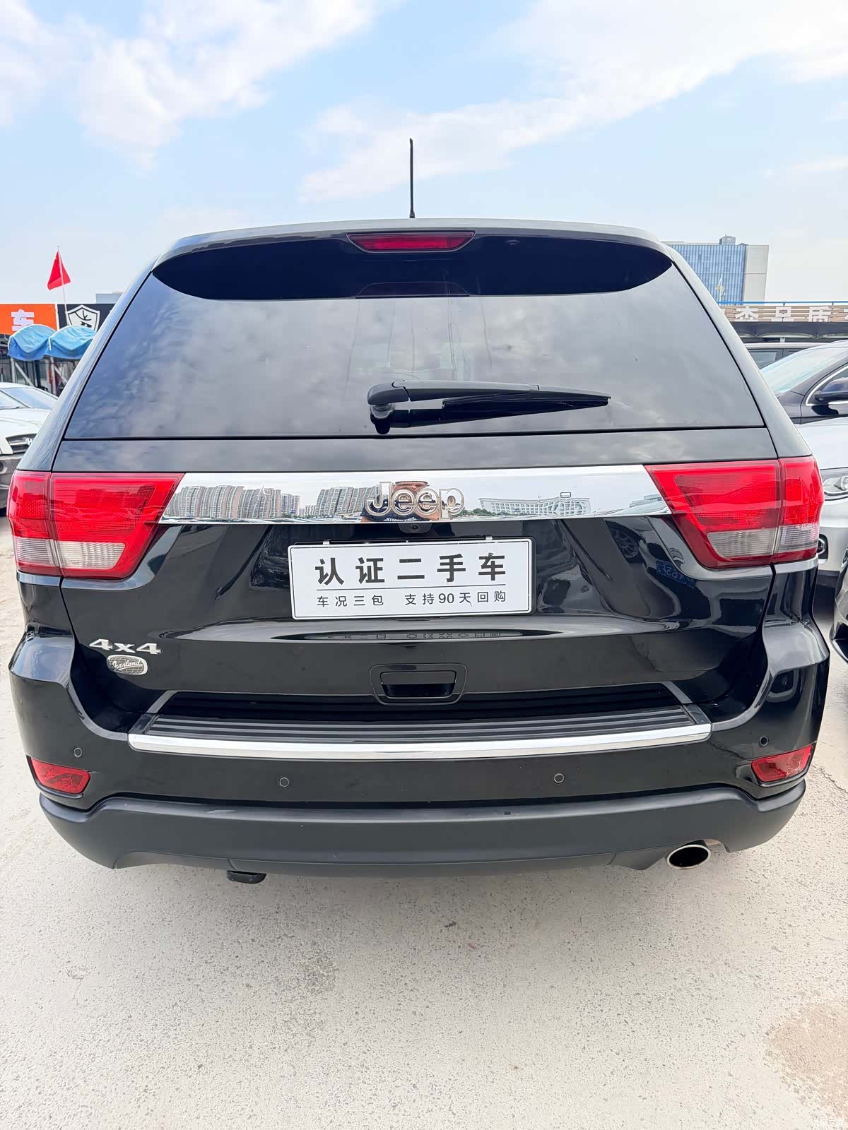 Jeep Grand Cherokee, 2012 все фото