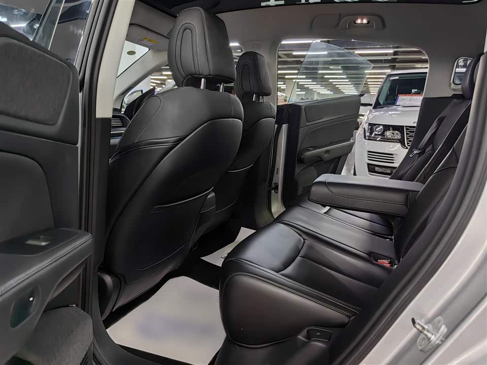 XPENG G6 XPENG G6