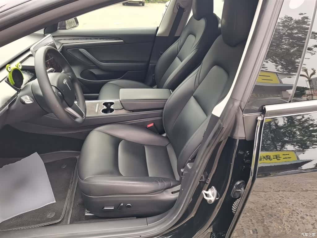 Tesla Model 3, 2022 15
