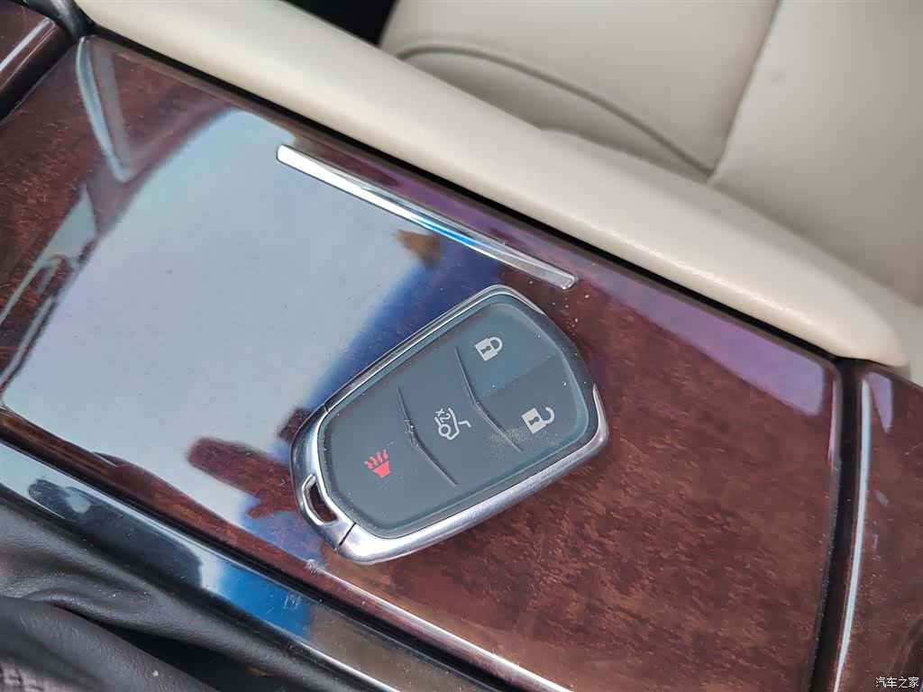 Cadillac XTS, 2015 17