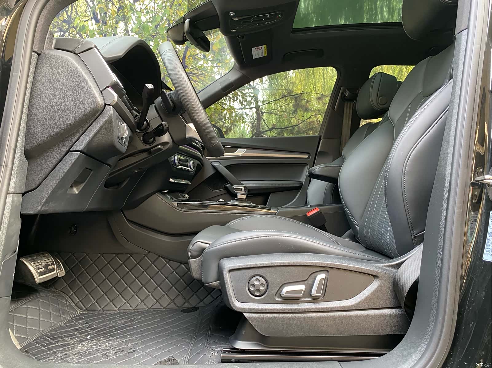 Audi Q5L, 2024 13