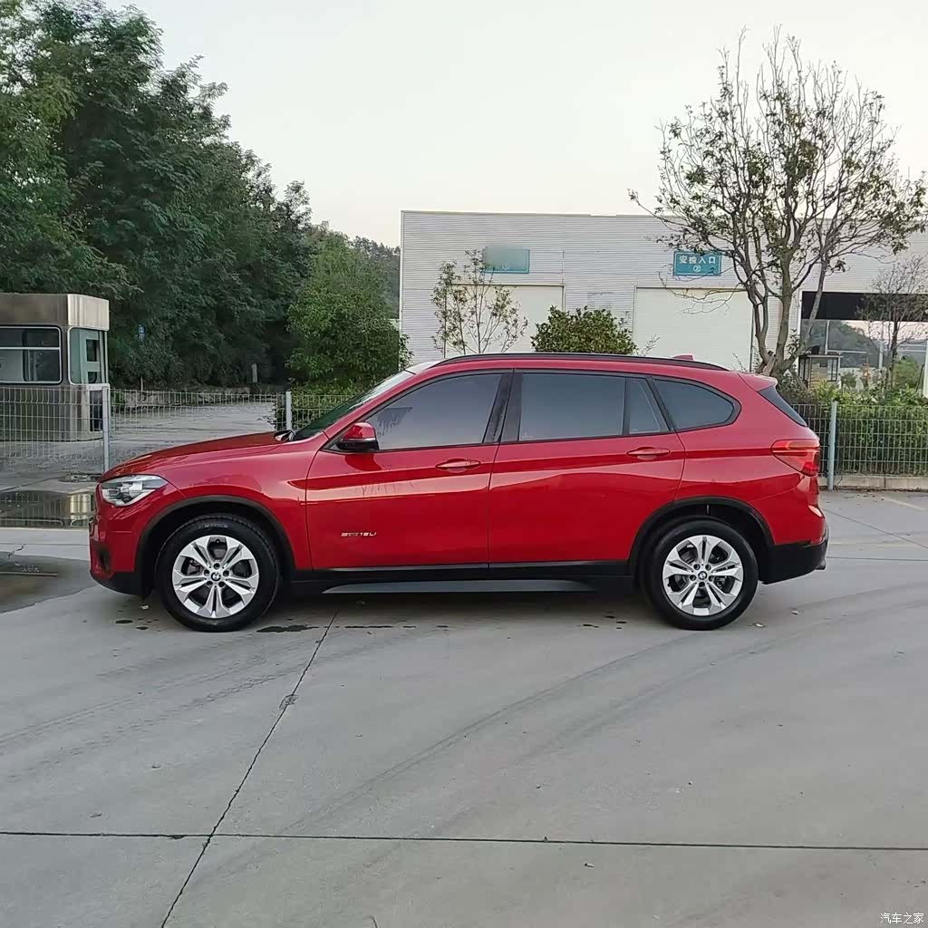 BMW X1, 2017 все фото