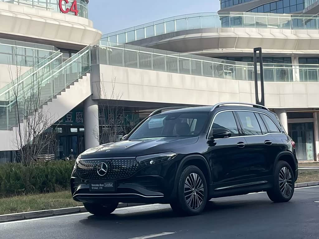 Mercedes-Benz EQB