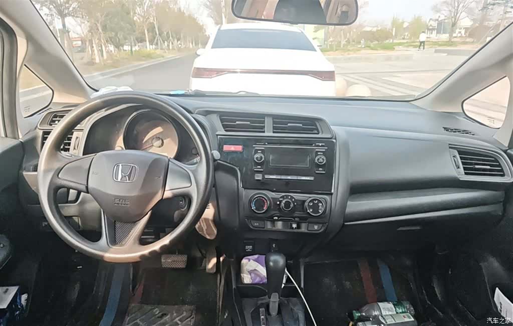 Honda Fit, 2016 13